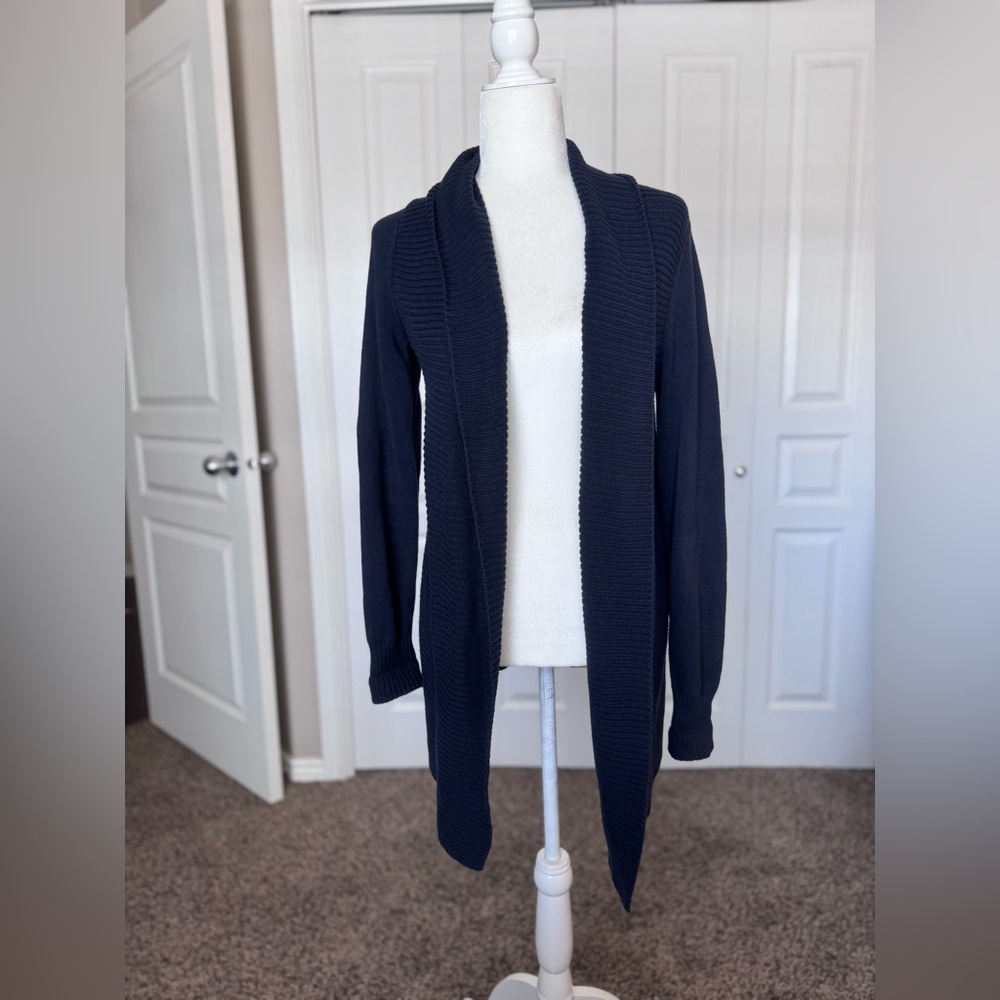 Banana Republic Cardigan size Medium